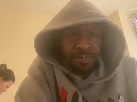 CuzzyB69 online show from 03-07-25, 11:29