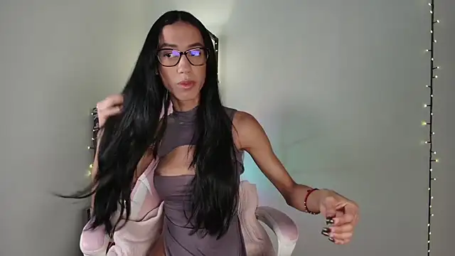  monamour  online show from 12-15-24, 09:13