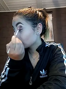 Emiily W online show from 01-11-25, 01:43