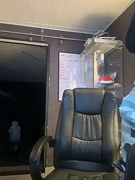 Emiily W online show from 09-29-25, 07:51