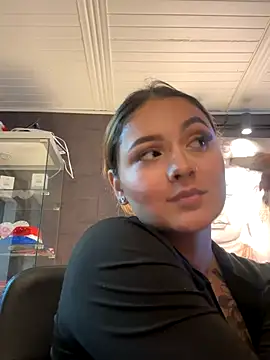 Emiily W online show from 11-05-25, 08:09