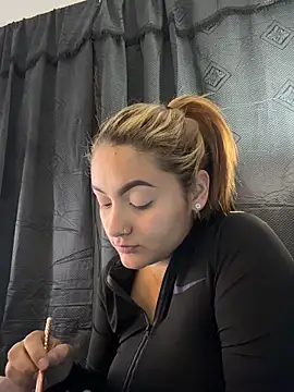 Emiily W online show from 02-09-26, 01:26