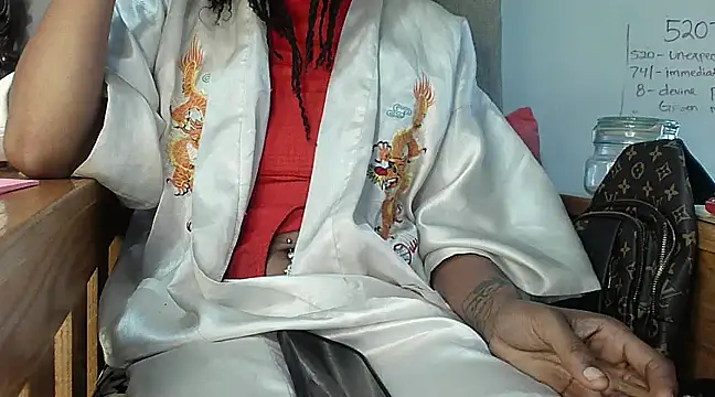 EmpressSunshine online show from 03-10-25, 01:34