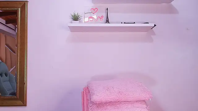 naia blessed online show from 09-11-25, 07:14