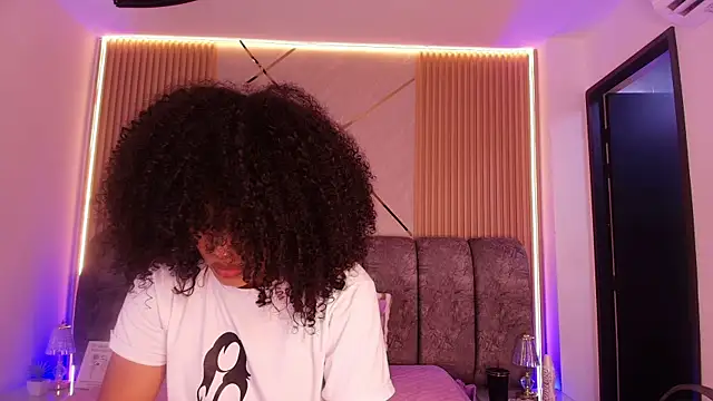 naia blessed online show from 04-28-26, 07:19