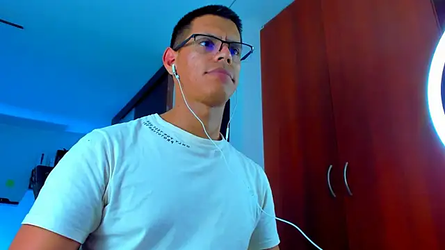 Snapshot of _John_Boy_ chatting on 12-15-24, 12:51  John Boy  online show from 12-15-24, 12:51