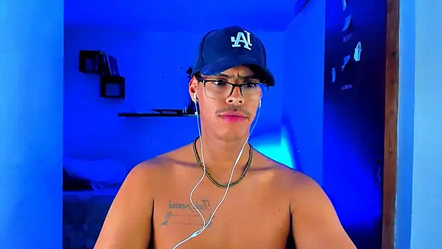 Snapshot of _John_Boy_ chatting on 03-01-25, 12:07  John Boy  online show from 03-01-25, 12:07