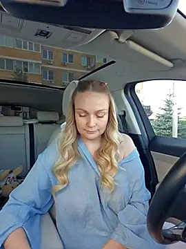 Bondgirl 013 online show from 09-12-25, 01:00