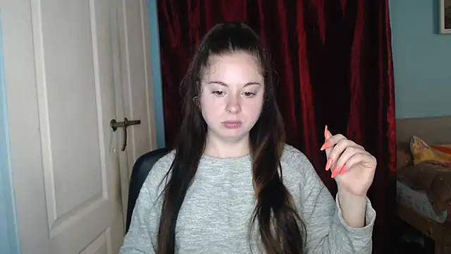 Snapshot of ryhhnnagold99 chatting on 09-17-25, 12:29 ryhhnnagold99 online show from 09-17-25, 12:29