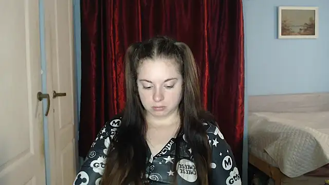 Snapshot of ryhhnnagold99 chatting on 09-24-25, 11:57 ryhhnnagold99 online show from 09-24-25, 11:57