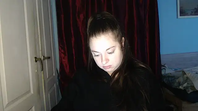 Snapshot of ryhhnnagold99 chatting on 11-21-25, 02:49 ryhhnnagold99 online show from 11-21-25, 02:49