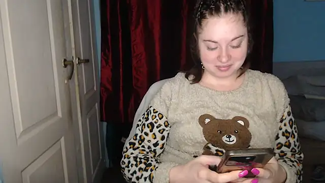 Snapshot of ryhhnnagold99 chatting on 12-13-25, 07:53 ryhhnnagold99 online show from 12-13-25, 07:53