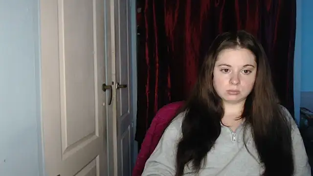 Snapshot of ryhhnnagold99 chatting on 12-20-25, 06:04 ryhhnnagold99 online show from 12-20-25, 06:04