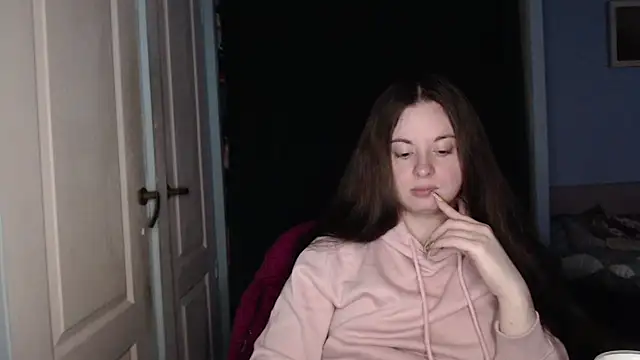 ryhhnnagold99 online show from 04-11-26, 05:28