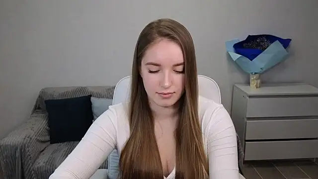 EvaMaddison online show from 12-31-24, 06:59