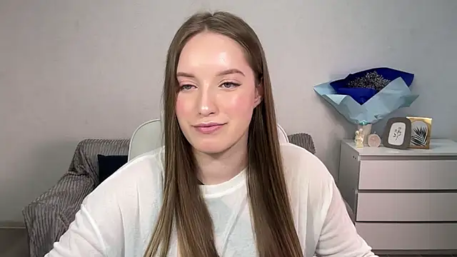 EvaMaddison online show from 09-25-25, 08:18