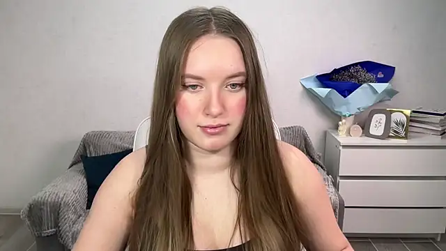 EvaMaddison online show from 11-25-25, 05:35