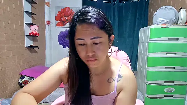 M e c e l online show from 03-15-26, 09:43