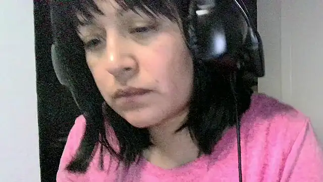Snapshot of rosseli chatting on 01-17-25, 07:41 rosseli online show from 01-17-25, 07:41