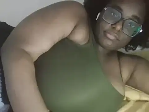 Snapshot of MissCC99 chatting on 03-22-25, 09:56 MissCC99 online show from 03-22-25, 09:56