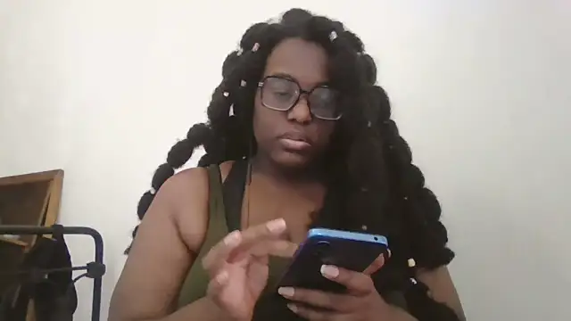 Snapshot of MissCC99 chatting on 03-01-26, 03:47 MissCC99 online show from 03-01-26, 03:47