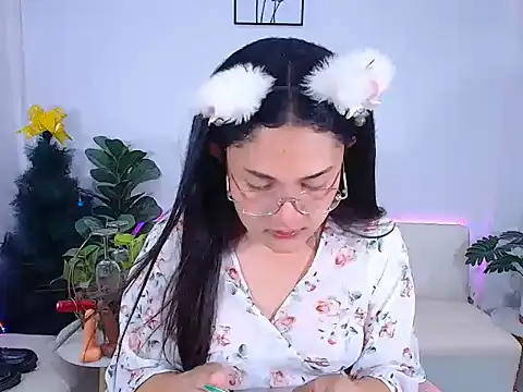 Snapshot of plysaithailand chatting on 06-09-26, 01:23 plysaithailand online show from 06-09-26, 01:23