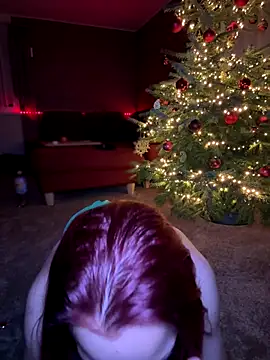 Snapshot of PennyPrincess chatting on 12-22-25, 10:40 PennyPrincess online show from 12-22-25, 10:40