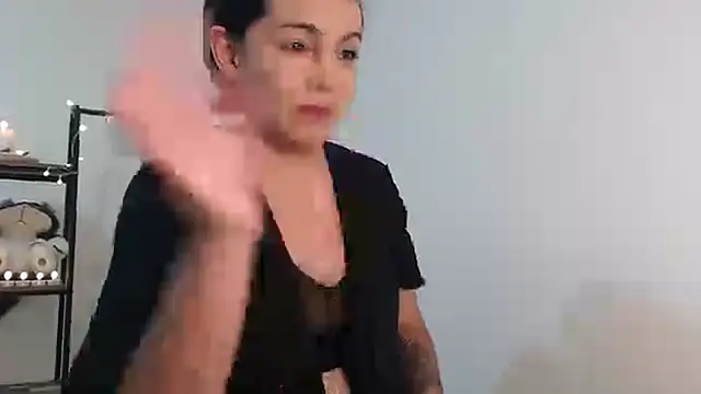 camii 7 online show from 12-31-24, 06:02