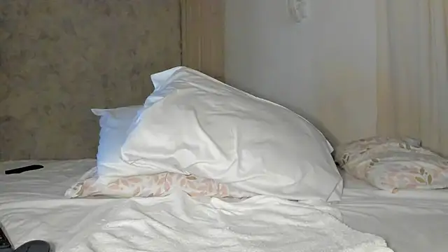 rosaaliiaa1 online show from 03-11-25, 12:33