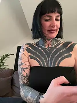 InkedBiitch online show from 03-21-25, 05:43