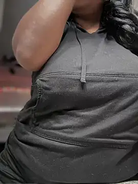 NikkiNoelanii online show from 02-15-25, 09:48