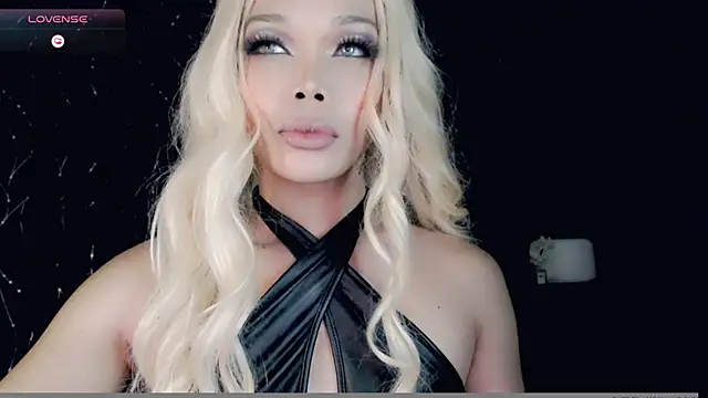 Snapshot of sugar_bbyxx chatting on 01-11-25, 04:25 sugar bbyxx online show from 01-11-25, 04:25