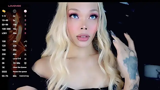 Snapshot of sugar_bbyxx chatting on 10-26-25, 07:14 sugar bbyxx online show from 10-26-25, 07:14