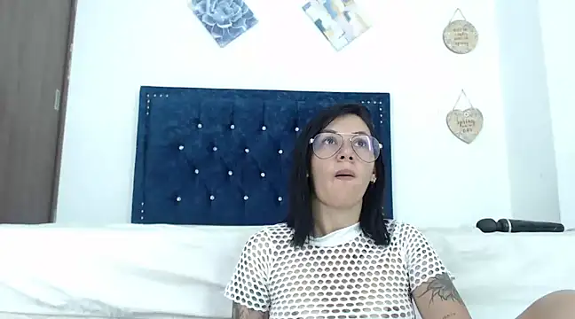 QueenSquirt  online show from 01-22-25, 08:06