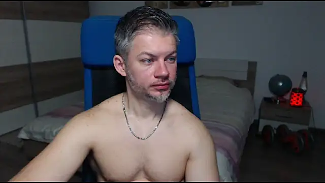 RobbyShawz online show from 03-12-25, 05:57