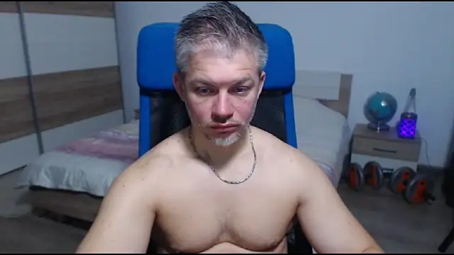 RobbyShawz online show from 11-21-25, 05:17