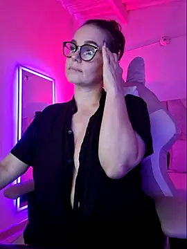 MariaPau 83 online show from 04-21-26, 07:50