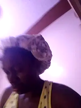 Snapshot of _cutemelania chatting on 01-05-25, 05:09  cutemelania online show from 01-05-25, 05:09