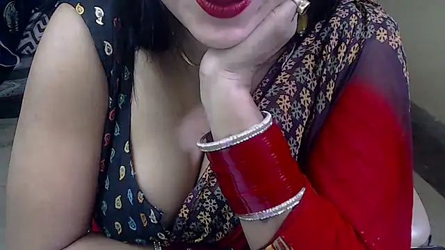 Snapshot of Naiaa-mylove chatting on 01-18-25, 10:39 Naiaa-mylove online show from 01-18-25, 10:39