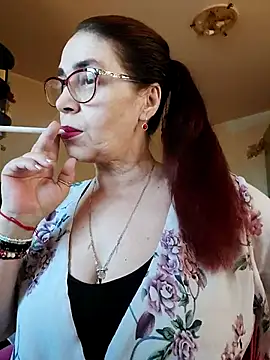 Chriss Tinaa online show from 03-07-25, 06:02