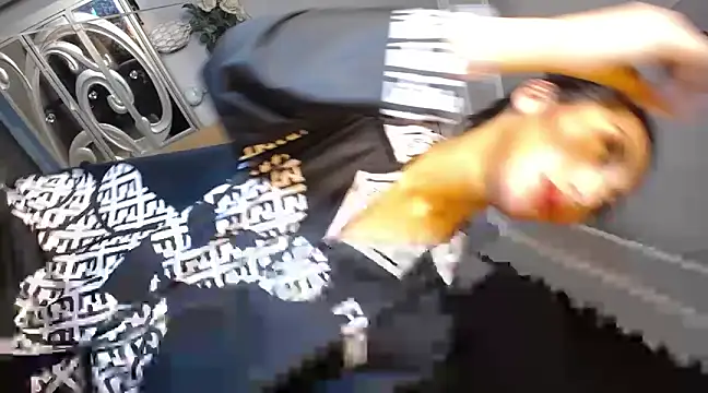 Snapshot of SpiffyFuchsia69 chatting on 12-08-24, 06:06 SpiffyFuchsia69 online show from 12-08-24, 06:06