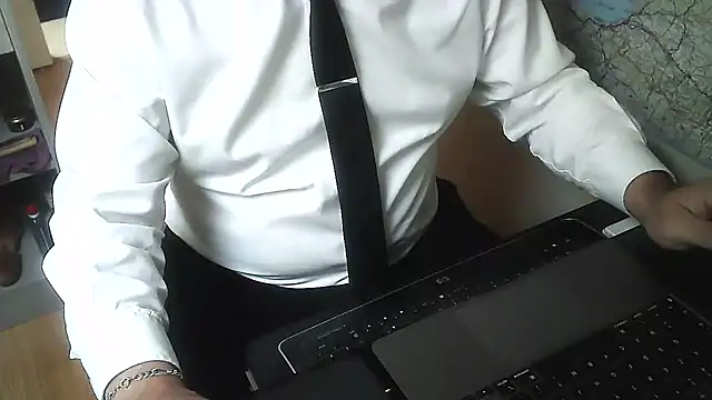 Snapshot of DUDURA@xh chatting on 01-07-25, 02:19 DUDURAxh online show from 01-07-25, 02:19