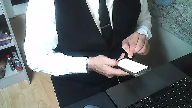 Snapshot of DUDURA@xh chatting on 01-22-25, 08:51 DUDURAxh online show from 01-22-25, 08:51