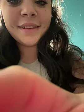 Snapshot of BustyMadison chatting on 01-11-25, 08:43 BustyMadison online show from 01-11-25, 08:43