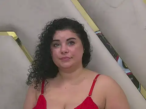 Snapshot of BustyMadison chatting on 09-19-25, 05:42 BustyMadison online show from 09-19-25, 05:42