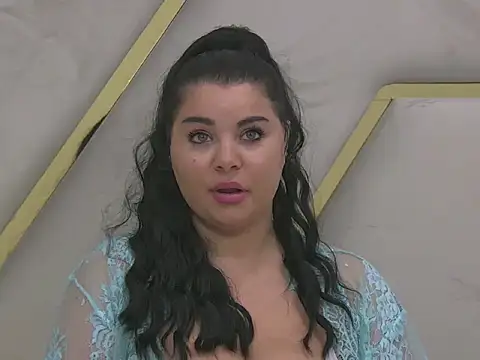 Snapshot of BustyMadison chatting on 09-30-25, 06:07 BustyMadison online show from 09-30-25, 06:07