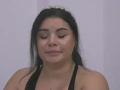 Snapshot of BustyMadison chatting on 10-18-25, 07:53 BustyMadison online show from 10-18-25, 07:53