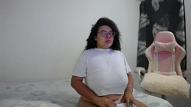 mabigomez00 online show from 09-09-25, 10:15