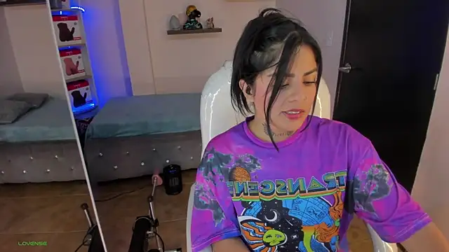 Catalinaa martinez online show from 03-21-25, 08:08