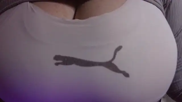 Snapshot of AnnyelinnaLove chatting on 11-03-25, 05:42 AnnyelinnaLove online show from 11-03-25, 05:42